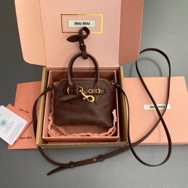 AVENTURE BAG 13 IN CRATER BROWN SHINY CALFSKIN